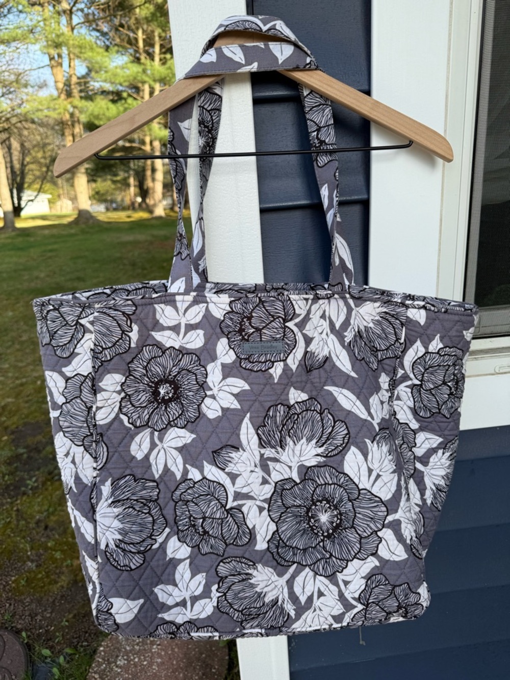 Vera Bradley Gray and White Floral Quilted Tote